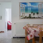 Roby\'S Apartment