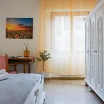 Roby\'S Apartment